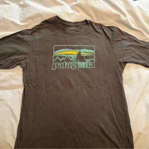 Patagonia Men's Black Graphic Long Sleeve Tee